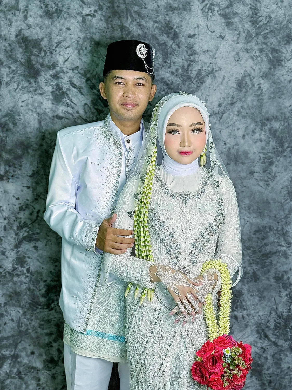 Tara & Dinda3 Tara & Dinda3