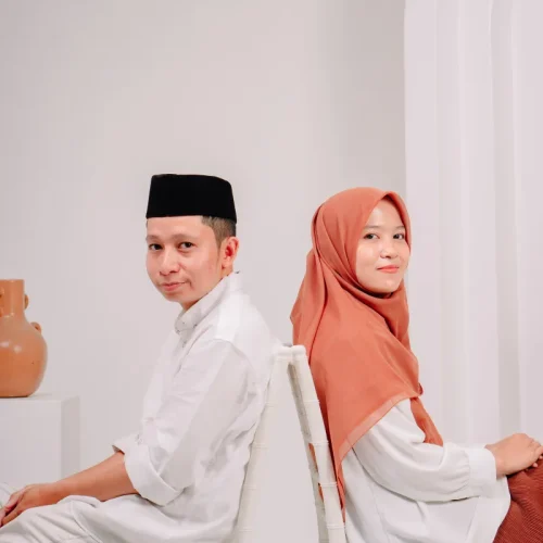 Izwan & Rahmania Profile